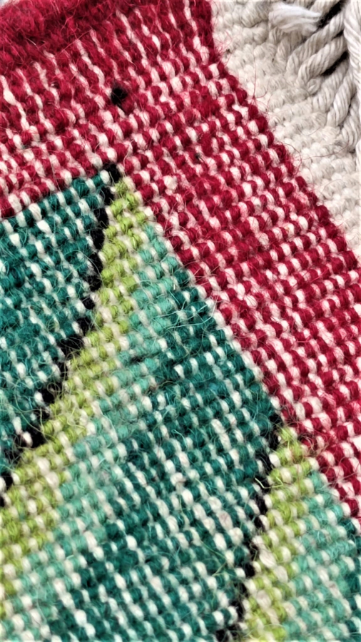 İSPARTA EL DOKUMA KÖK BOYA YÜN DUVAR HALISI GÖBEKLİ ÜZERİ AYETLİ 