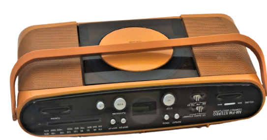 BİGBEN RETRO RADİO VE CD CALAR İKİ DALGA RADYO PİLLİ VE CERYAN 220 VOLT SORUNSUZ CALIŞAN BİR CIHAZDIR