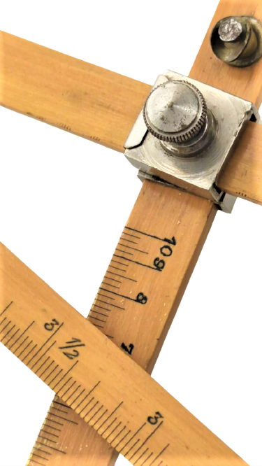 GEOMETRİ AHŞAP ÜZERİNDE NUMARALARI BULUNAN AYARLANABİLİNEN CETVELLİ PERGEL 