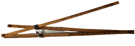 GEOMETRİ AHŞAP ÜZERİNDE NUMARALARI BULUNAN AYARLANABİLİNEN CETVELLİ PERGEL 