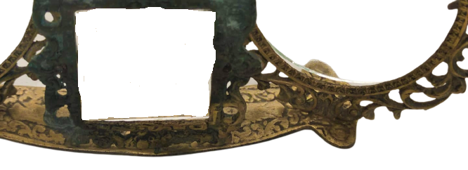 1970 ÜCLÜ PİRİNC ÜZERİ DEKORATİF İŞLEMELİ CERCEVE İKİ ADET SAG VE SOLDA OVAL CERCEVE ORTADA DİKTDÖRGEN TEK RESİM CERCEVESİ