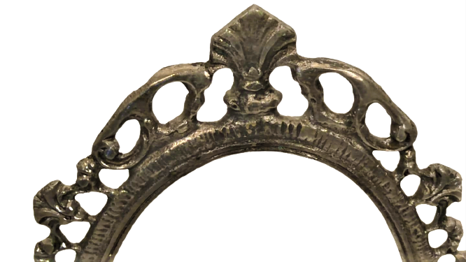 1970 PİRİNC OVAL FORMDA YILDIZ AYAKLI ÜZERİ İŞLEME DESENLİ TEK RESİM CERCEVESİ AYNA OLARAKDA KULLANILABİLİNİR