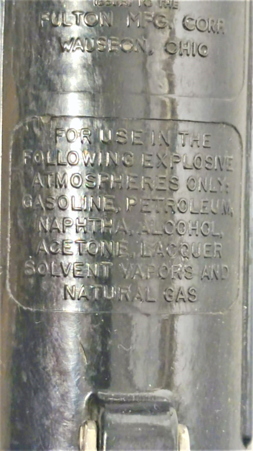 U.S.N. PERMISSIBLE ELECTRİC FLASHLIGHT USA 2. DUNYA ŞAVAŞI BAKALİT PİLLİ EL FENERİ ASKI APARATI DEVAMLI YAKMA VE FASILALI AC KAPA DUGMELİ