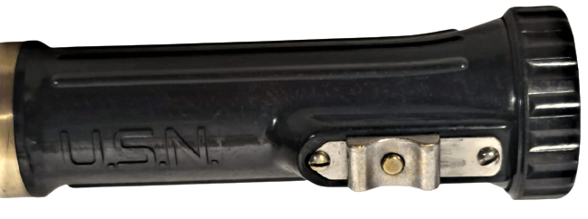 U.S.N. PERMISSIBLE ELECTRİC FLASHLIGHT USA 2. DUNYA ŞAVAŞI BAKALİT PİLLİ EL FENERİ ASKI APARATI DEVAMLI YAKMA VE FASILALI AC KAPA DUGMELİ