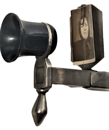 1930 GÖZ KONTROL CİHAZI GÖZLUK ALIRKEN  UZAK YAKIN CAMLARININ NUMARASINI BELİRLENMESİNDE KULLANILIR