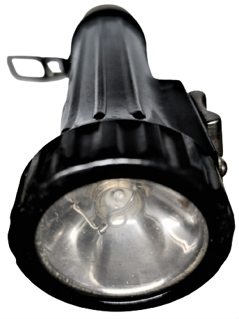 U.S.N. PERMISSIBLE ELECTRİC FLASHLIGHT USA 2. DUNYA ŞAVAŞI BAKALİT PİLLİ EL FENERİ ASKI APARATI DEVAMLI YAKMA VE FASILALI AC KAPA DUGMELİ