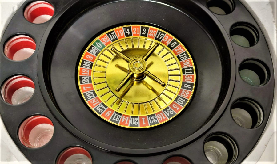 ROULETTE SET DRİNKİNG GAME 16 GLASSES 2 TO 8 PLAYERS RULET OYUNU 16  ADET KIRMIZI SİYAH NUMARALI CAM ŞHOT BARDAKLI