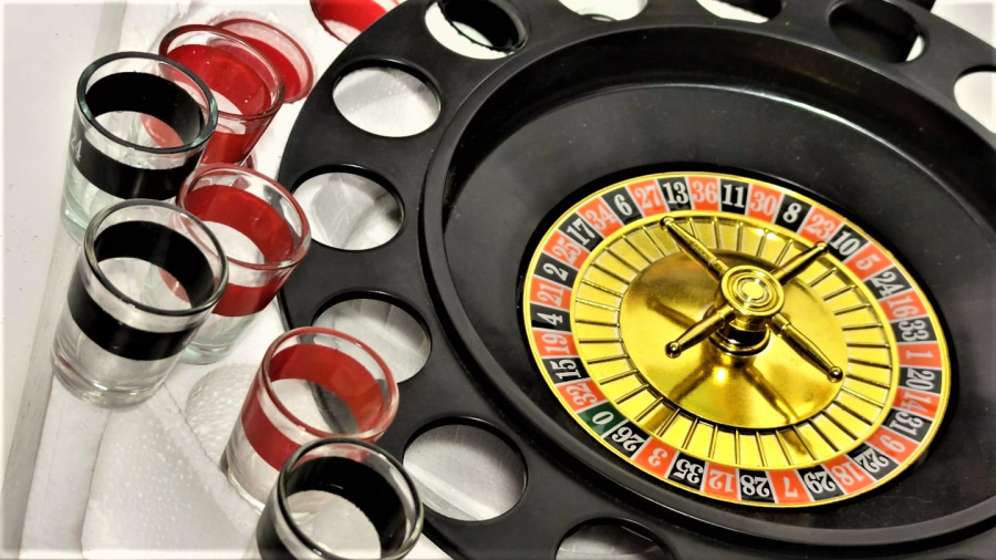 ROULETTE SET DRİNKİNG GAME 16 GLASSES 2 TO 8 PLAYERS RULET OYUNU 16  ADET KIRMIZI SİYAH NUMARALI CAM ŞHOT BARDAKLI
