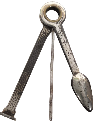 1940 ORJİNAL KUTUSUNDA 3 BAŞLIK DEİŞEBİLEN FARKLI FORMLARDA GÜL AGACI PİPO TAKIMI