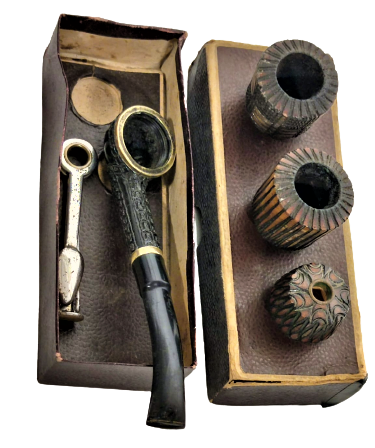 1940 ORJİNAL KUTUSUNDA 3 BAŞLIK DEİŞEBİLEN FARKLI FORMLARDA GÜL AGACI PİPO TAKIMI