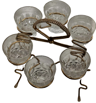 1960 NOSTAJI İCKİ TAKIMI AYAKLI SEYYAR STANDINDA ALTI ADET BARDAK LİKÖR VEYA SHOT BARDAGI OLARAK KULLANIMA UYGUN