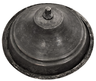 OSMANLI SULEYMANİYE BEKTAŞİ GÜNEŞİ DAMGALI TEKKE İŞİ TAMAMI EL DÖGME BAKIR MEVLEVİ SİKKE FORMUNDA KAPAK TUTMA YERİ USTA DAMGALI KAPAKLI SAHAN