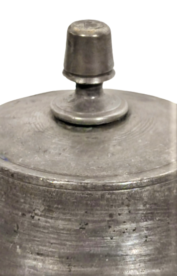 OSMANLI SULEYMANİYE BEKTAŞİ GÜNEŞİ DAMGALI TEKKE İŞİ TAMAMI EL DÖGME BAKIR MEVLEVİ SİKKE FORMUNDA KAPAK TUTMA YERİ USTA DAMGALI KAPAKLI SAHAN