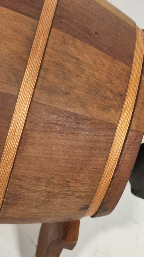 AHŞAP FICI MEŞE  AHŞAP PARCALI BİRLEŞTİRİLEREK BAGLANARAK ELDE YAPILMIŞ ALT KAİDELİ MUSLUKLU