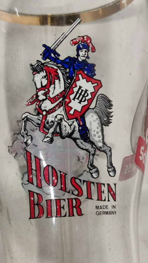 HOLSTEN BEIR BECK S PİLSNER URGUERL BİRA REKLAM ARMALARI OLAN ALMAN CAM BİRA BARDAGI CİZME ŞEKLİNDE TASARLANMIŞ 50 CC