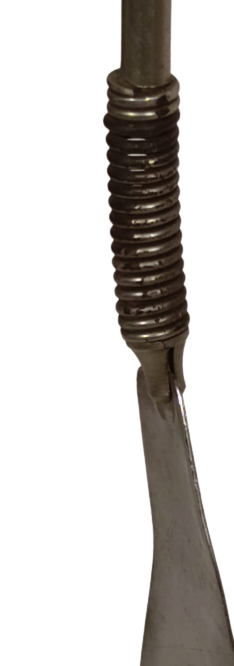 1950 KERATA AYAKKABİ GİYMEKDE KULLANILAN CEKECEK KROM PASLANMAZ UZUN SAPLI YEŞİL EL TUTMA YERLİ