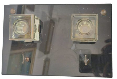 1910 OSMANLI  CİFT BİLLÜR CAM KAİDELİ HOKKA DİVİT KALEM KOYMA YERİ CİFT HİLAL ALEM YAZI HOKKA TAKIMI