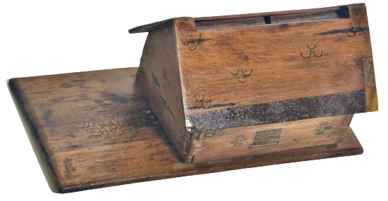 HAPISHANE EL YAPIMI  AHŞAP ÜZERİ İŞLİ CATILI TEK KATLI EV ŞEKLİNDE TASARLANMIŞ MEKANİK SIGARA İKRAM KUTUSU