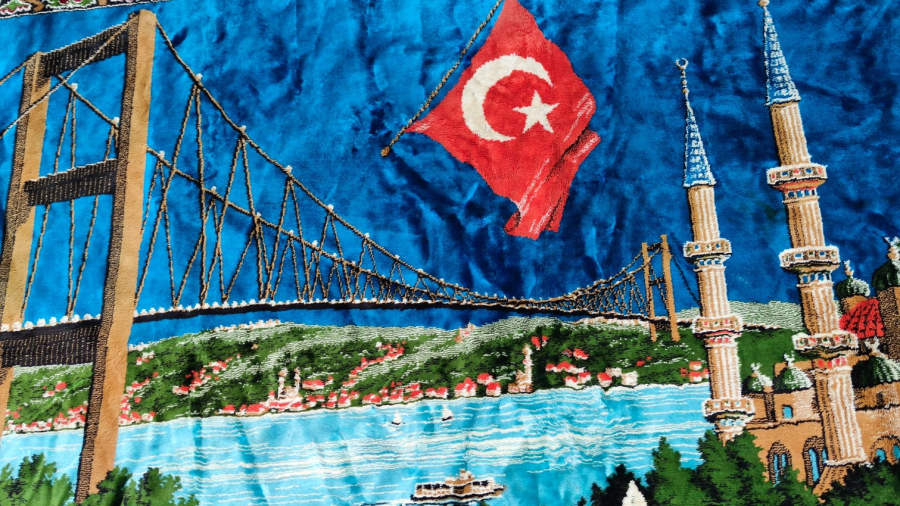 1970 FİLOŞ EL TEZGAH DOKUMASI BOGAZ KÖPRÜSÜ AYASOFYA CAMİİ CANLI RENKLERDE DUVAR HALISI