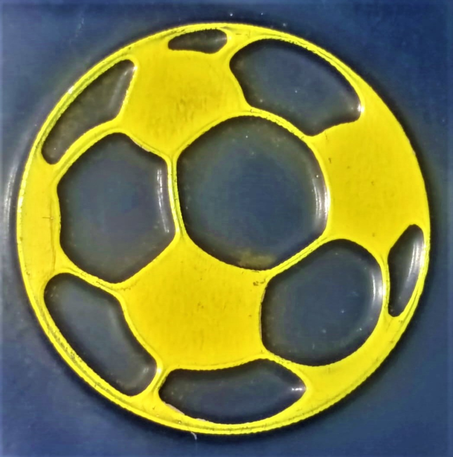 1970 FENERBAHCE SARI LACİVERT RENKLERDE PLAKA  ALÜMİNYUM ÜZERİNE KABARTMA BASKI