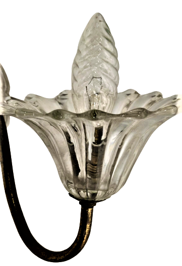 1930 İTALYAN BEYAZ BİLLUR CAM TEK APLİK ÜZERİNDEN ACMA KAPAMA DÜGMESİ BULUNMAKTA