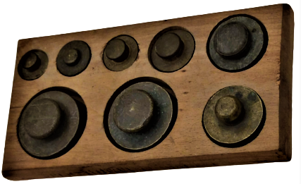 1960 COKLU AHŞAP MASİF KUTUSUNDA PİRİNC TARTI AGIRLIK TERAZİ AĞIRLIKLARI CEŞİTLİ FARKLI AGIRLIKLARDA