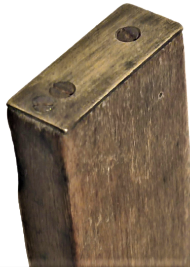 TERAZİ AHŞAP KENARLAR SAAT KISMI PİRİNC PILAKALARLA KAPATILMIŞ SU TERAZİSİ