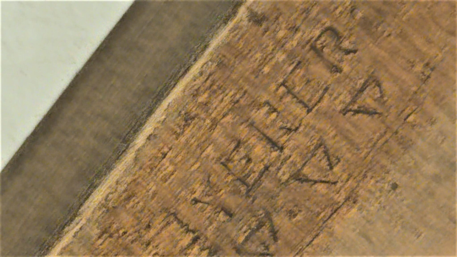 YENER YERLİ TERAZİ AHŞAP KENARLAR SAAT KISMI YUVARLAK METAL CERCEVELİ ÜZERİ CETVELLİ SU TERAZİSİ