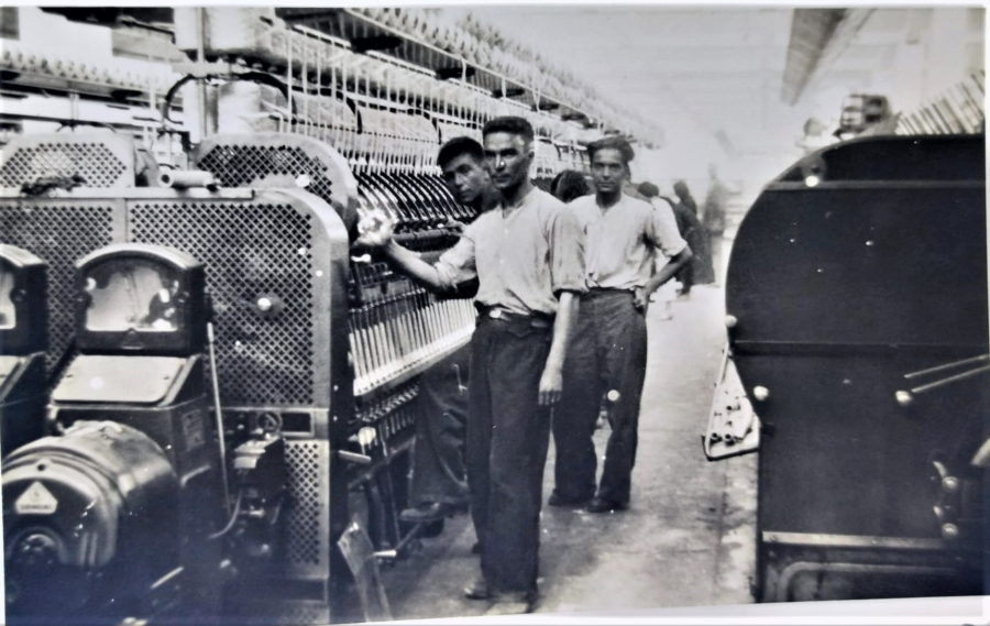 1933 NAZİLLİ SÜMERBANK BASMA FABRİKASI TEMELİNDE KURULUMUNA KADAR CEKİLMİŞ SİYAH BEYAZ ORJİNAL FOTOGRAFLARI 