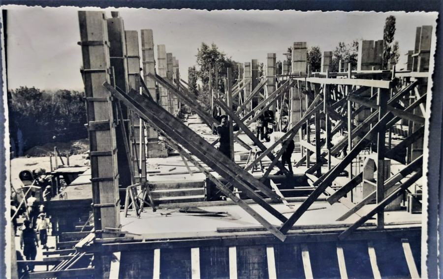 1933 NAZİLLİ SÜMERBANK BASMA FABRİKASI TEMELİNDE KURULUMUNA KADAR CEKİLMİŞ SİYAH BEYAZ ORJİNAL FOTOGRAFLARI 