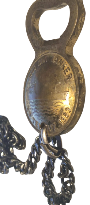 1455 TAŞKIZAK TERSANESİ KOMUTANLIGI    28 TEMMUZ 1983 1000 DWT TANKER BRONZ  ŞİŞE KAPAGI ACACAK 