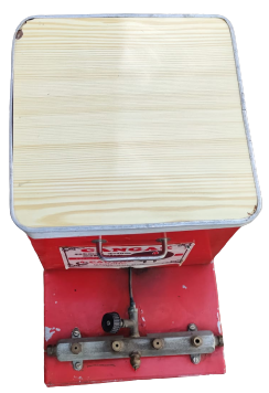 1970 CAKMAK DOLUM MAKİNASI  KIRMIZI METAL CEKMECELİ CEŞİTLİ DOLUM MUSLUKLARI BULUNAN SEYYAR GAZ DOLUM TEZGAHI