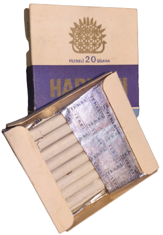 thumbHARMAN 20 FİLTRELİ SIGARA ACILMAMIŞ DOLU PAKET  20 YUVARLAK FİLTRELİ SIGARA İSTANBUL TEKEL 9 CM BOYUNDA 