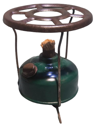 1950 ISPİRTO OCAGI TİRYAKİ KAHVE YAPICI UC AYAKLI TAŞINABİLİR KAZANLI ISITICI PİŞİRİCİ OCAK