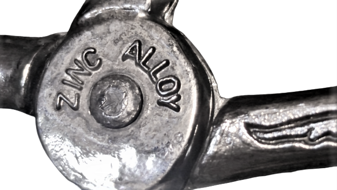 KEK PASTA BÖREK SERVİS SUNUM MAŞASI KOMPLE ÜZERİ  FEODAL MOTİF GÜMÜŞ KAPLAMA  MAKAS MAŞA 22 CM BOY