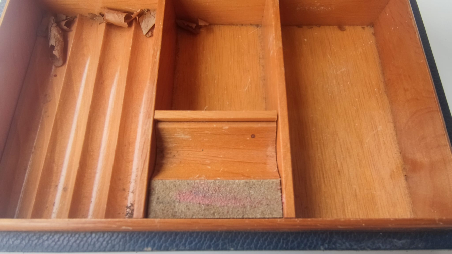 1960 PULUS ULTRA  PURO SAKLAMA İKRAM KUTUSU CEŞİTLİ BOYLARDA YERLER AHŞAP ÜZERİ DERİ KAPLAMA