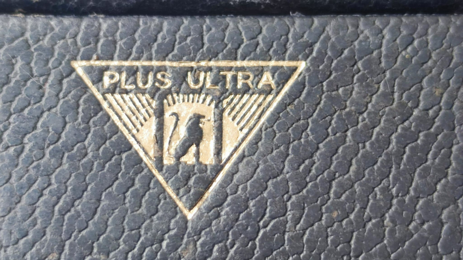 1960 PULUS ULTRA  PURO SAKLAMA İKRAM KUTUSU CEŞİTLİ BOYLARDA YERLER AHŞAP ÜZERİ DERİ KAPLAMA