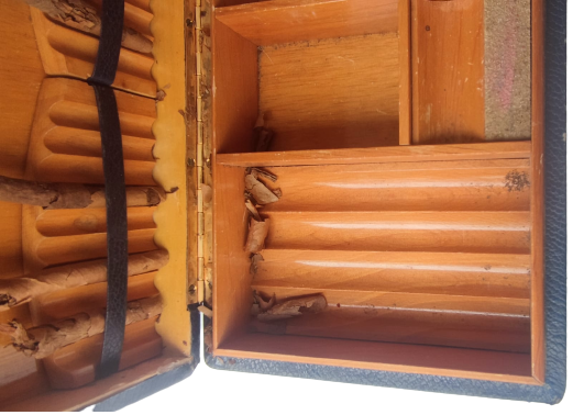 1960 PULUS ULTRA  PURO SAKLAMA İKRAM KUTUSU CEŞİTLİ BOYLARDA YERLER AHŞAP ÜZERİ DERİ KAPLAMA