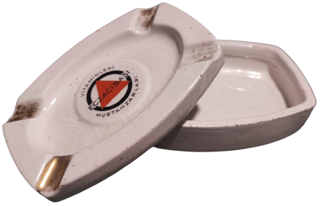 ECZACIBAŞI SIGARA İKRAMLIGI VE KÜLLÜK  ECZACIBAŞI VİTAMİNLERİ MUSTAHZARLARI REKLAMLI BEYAZ REKLAMLI SERAMİK KÜLLÜK