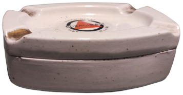 ECZACIBAŞI SIGARA İKRAMLIGI VE KÜLLÜK  ECZACIBAŞI VİTAMİNLERİ MUSTAHZARLARI REKLAMLI BEYAZ REKLAMLI SERAMİK KÜLLÜK