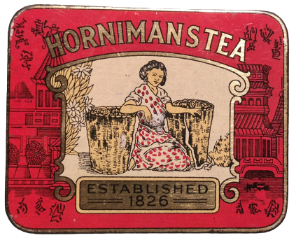 HORNIMANSTEA ESTABLISHED 1826 TENEKE KAPAKLI CAT KUTUSU CAY TOPLAYAN KUFELERDE TAŞIYAN CİFTCİ KADIN