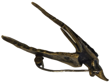 1960 TAMAMI EL İŞCİLİKLİ KIRLANGIC KUŞU ÜZERİ KIRINTI İSTANBUL TAŞI MIHLANMIŞ BRONZ ÜZERİNE İGNELİ YAKA  BROŞ