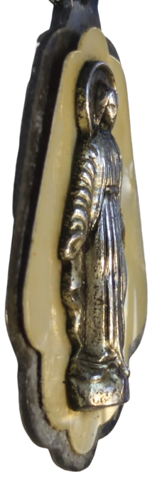 1950 MERYEM ANA MODONNA SEDEF UZERİNE KABARTMA ROLYEFT KOLYE ZİNCİRLİ