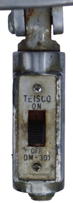 1960 TEISCO DM 301 DYNAMİC MİCROPHONE SAHNE MİCROFONU  MODEL METAL OYNAR HAREKETLİ KABLO BAGLANTI BAŞLI 