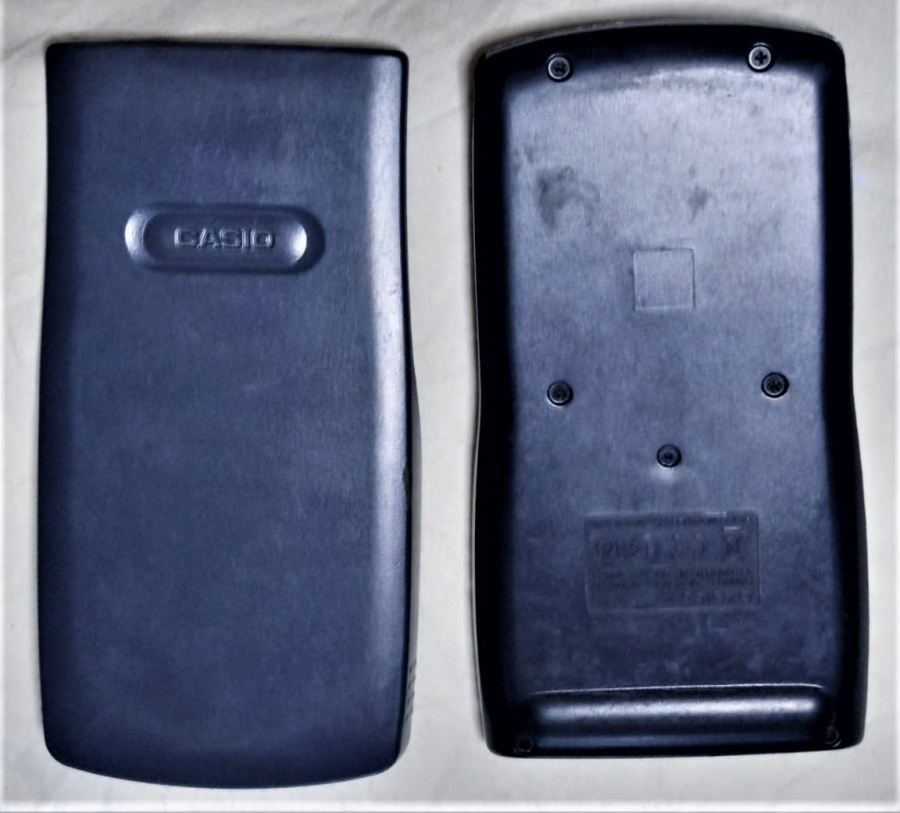 CASİO FX-82 MS HESAP MAKİNASI KENDİ KILIFINDA SORUNSUZ CALIŞIR COK TEMİZ