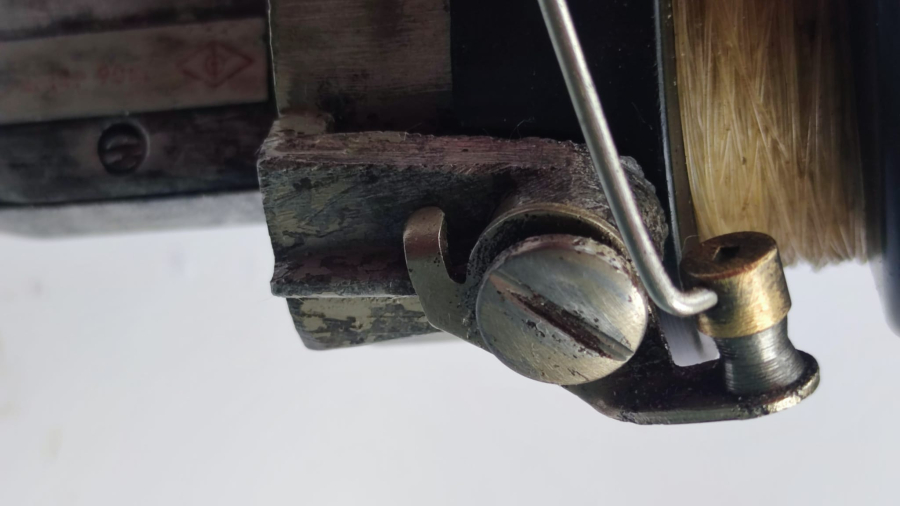 1960 SSCB RUS METAL OTOMATİK OLTA BALIK  TUTMA TAKIMI SORUNSUZ EKSİKSİZ