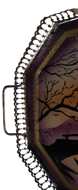 1950 CAMALTI EL CİZİM NEHİR ÜZERİ KOPRUDE AŞIKLAR TEMALI METAL KULPLU ETRAFI İŞLEMELİ AYAKLI CERCEVELİ TEPSİ