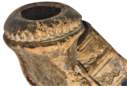 OSMANLI 19 YUZYIL TOPHANE LÜLE  ÜZERİ DESENLİ İŞLEMELİ TÜTÜN İÇME TOPRAK EL YAPIM PİŞMİK KİLDEN YAPILMA 