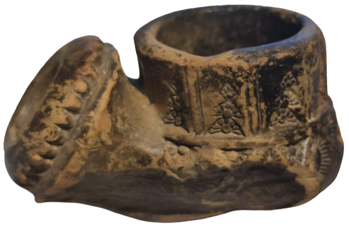 OSMANLI 19 YUZYIL TOPHANE LÜLE  ÜZERİ DESENLİ İŞLEMELİ TÜTÜN İÇME TOPRAK EL YAPIM PİŞMİK KİLDEN YAPILMA 