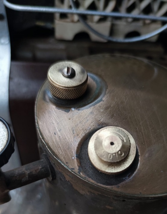 1920 ANTİQUES COLEMAN MADE IN CANADA PUMP GAZ HEATER POMPALI SOBA İSITICI EMAYE PİRİNC KAZAN DEPOLU